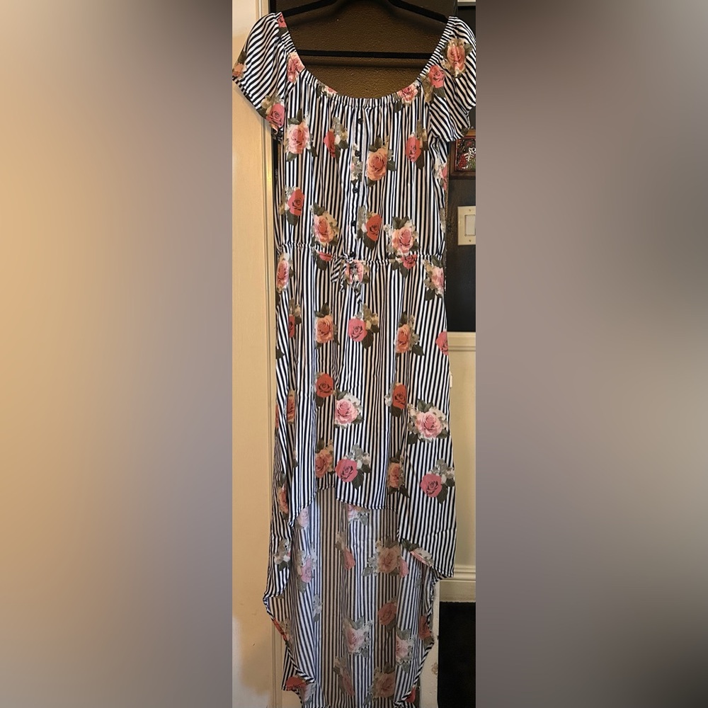 Floral Striped Off-Shoulder Dress curve plus
